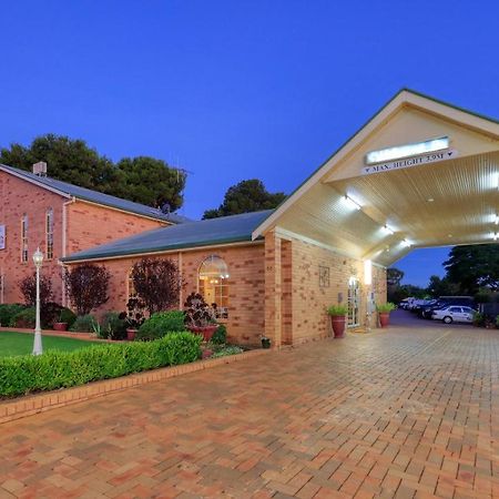 North Parkes Motel Екстериор снимка