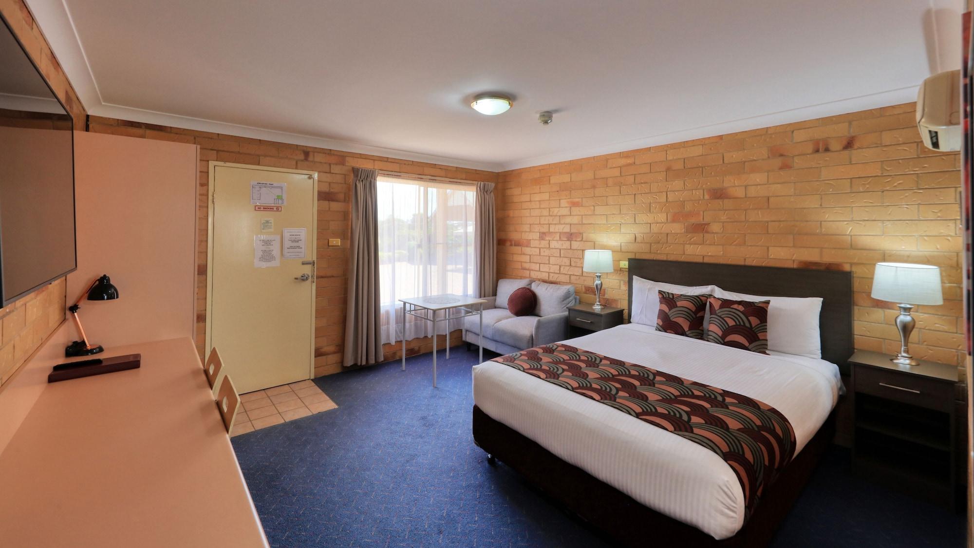 North Parkes Motel Екстериор снимка