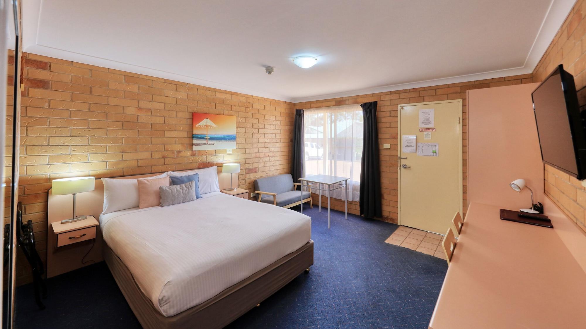 North Parkes Motel Екстериор снимка