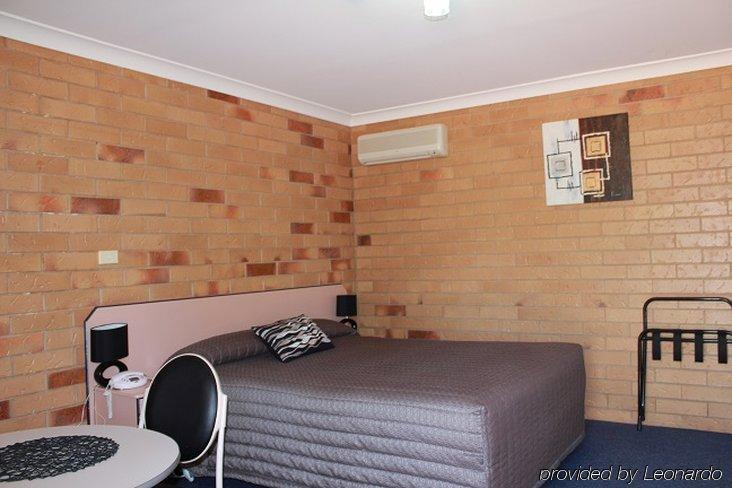 North Parkes Motel Екстериор снимка